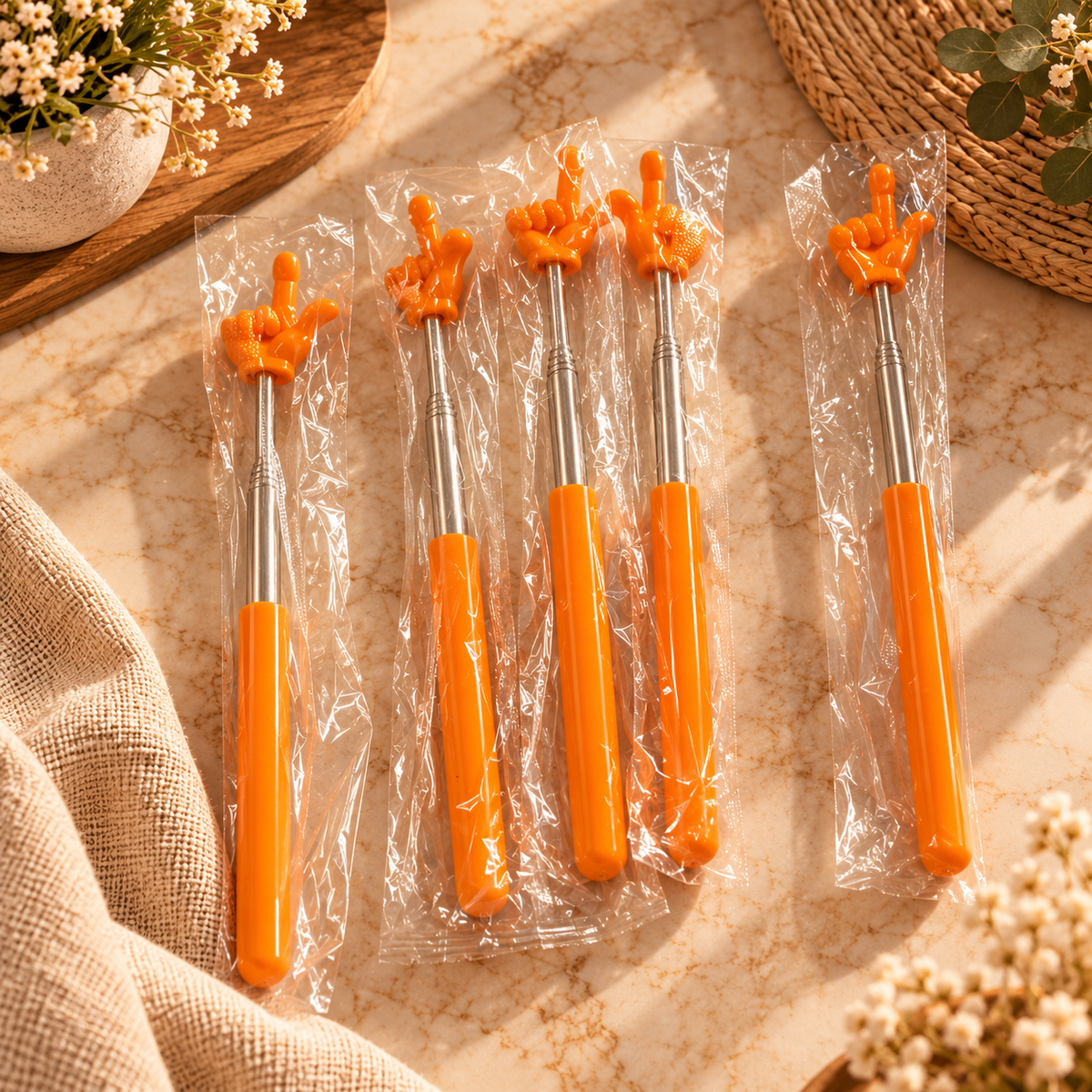 Extendable Hand Back Scratcher – Orange